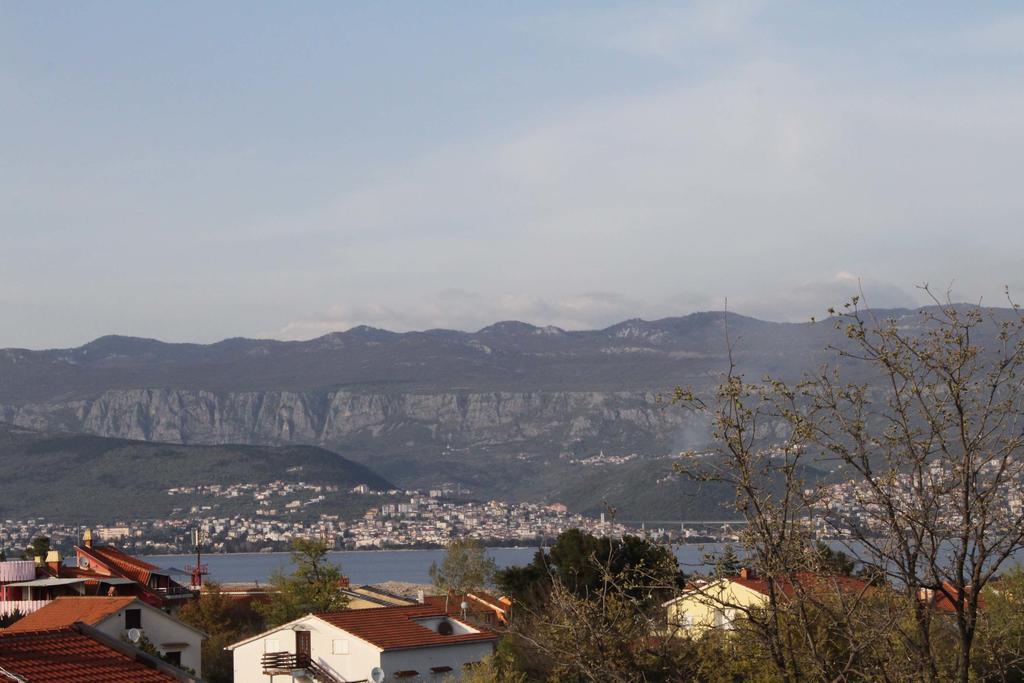 Apartments Bellator Šilo Buitenkant foto